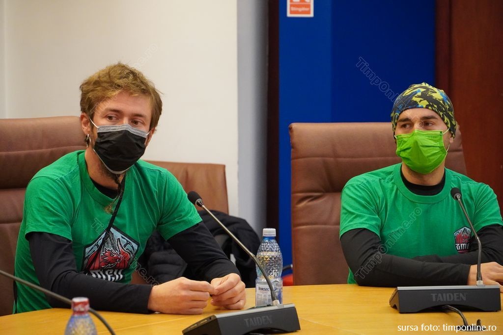 Alpiniștii Dorin Cîrcu și Radu Turtă au deschis o nouă rută către Vârful Ararat din Turcia
