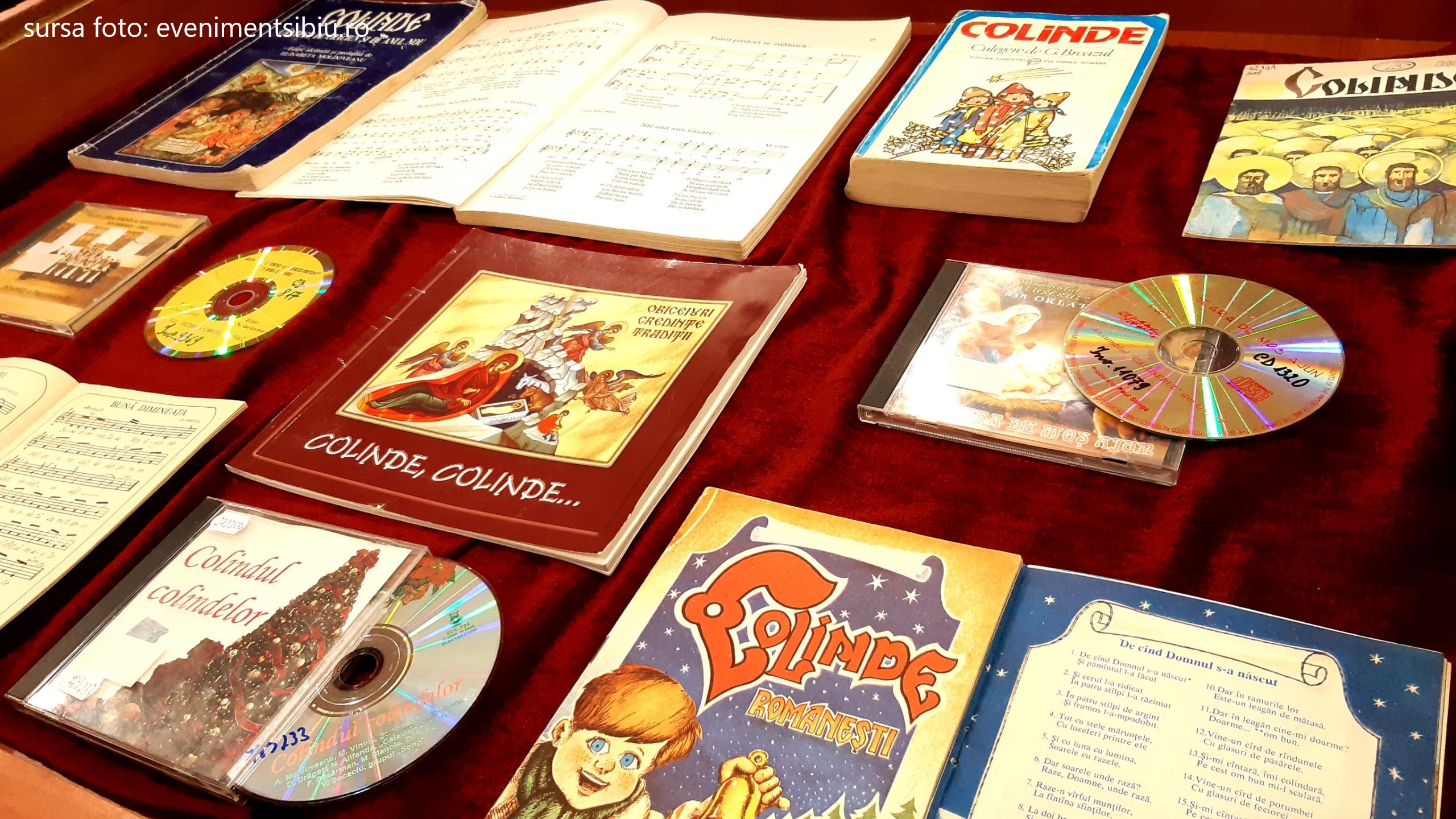 Expoziția „Sărbătorile de iarnă în colecțiile Bibliotecii Județene ASTRA” își așteaptă vizitatorii
