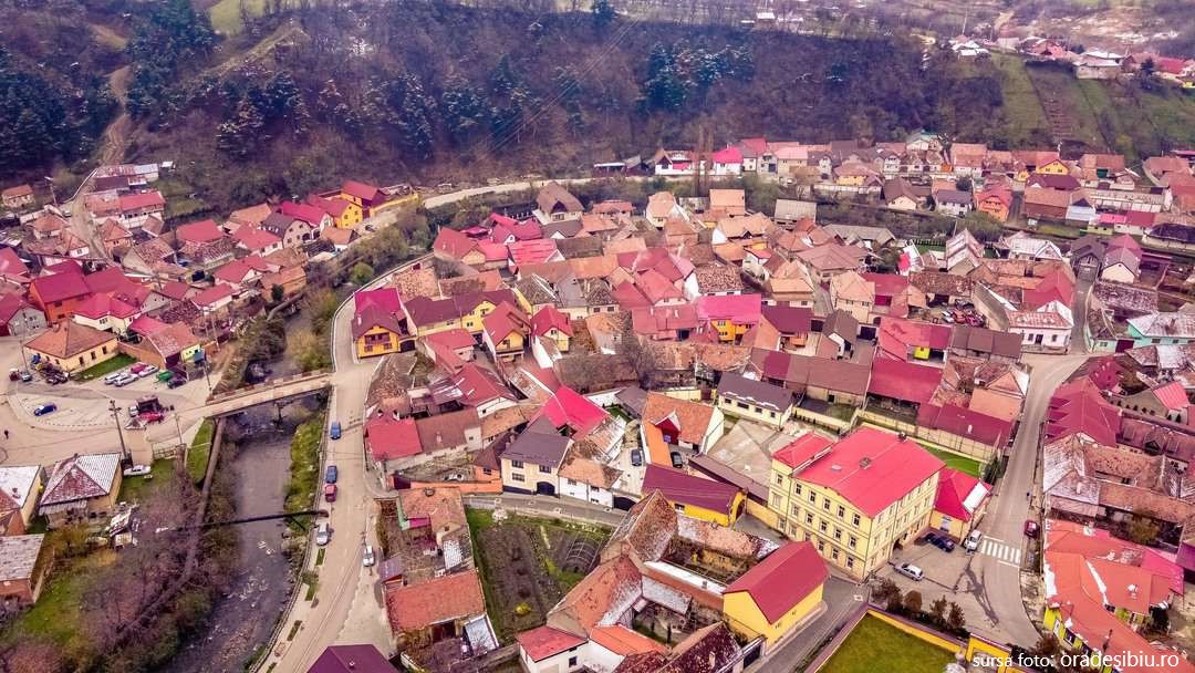 Comuna Sadu din Sibiu va fi prima comună care va avea microbuze electrice pentru transportul local