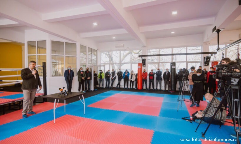 A fost inaugurată o nouă sală de sport la Târgu Mureș, dedicată în special sportivilor profesioniști