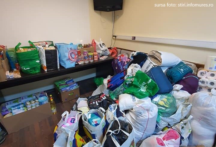 Liga Studenților Târgu Mureș adună provizii pentru refugiații care ajung în România