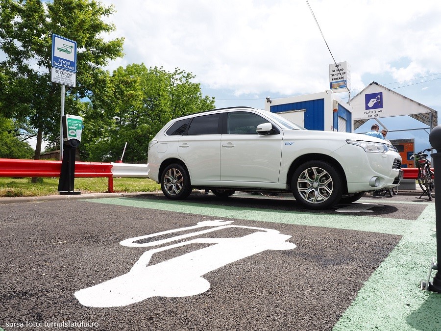 La Sibiu a fost propusă înjumătățirea tarifului pentru încărcarea mașinilor electrice