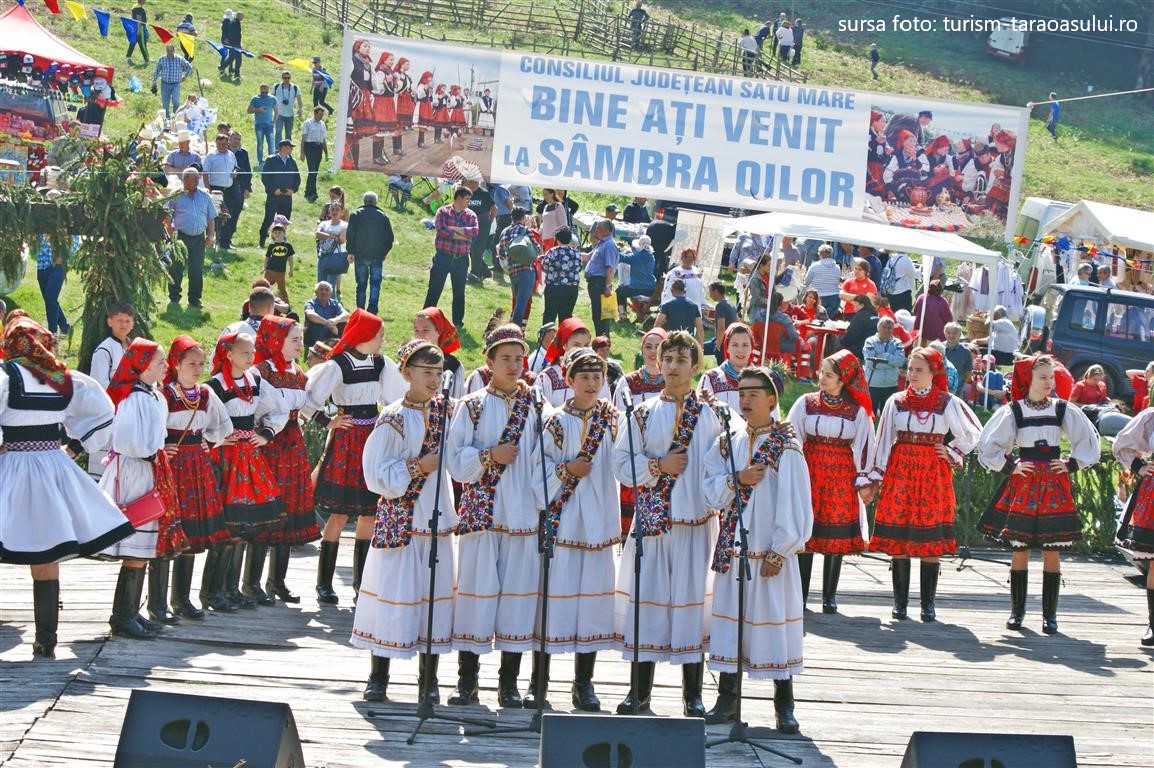A revenit festivalul tradițional a oșenilor ,,Sâmbra Oilor”, după doi ani în care nu s-a putut organiza