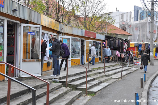 Toate chioșcurile de pe Canalul Morii din Piaţa Mihai Viteazul din Cluj-Napoca vor fi demolate